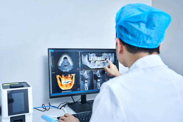 Best Emergency Tooth Extraction  in Melville, RI